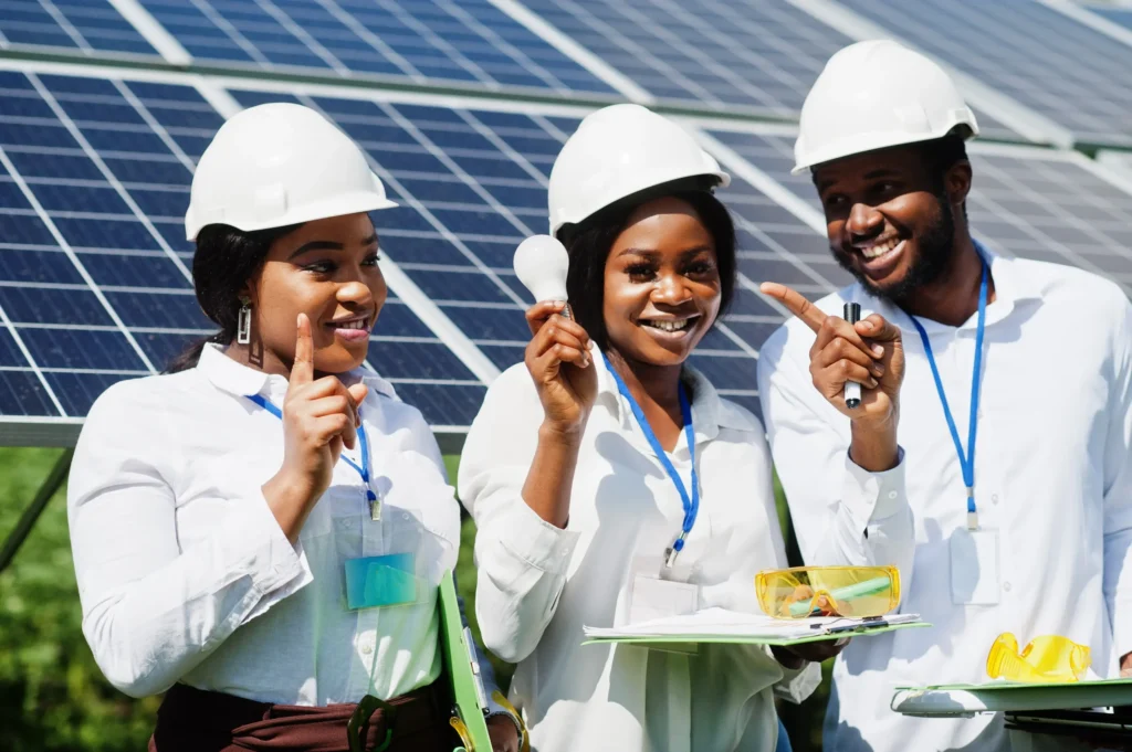 meeting-solar-station-hold-led-bulb